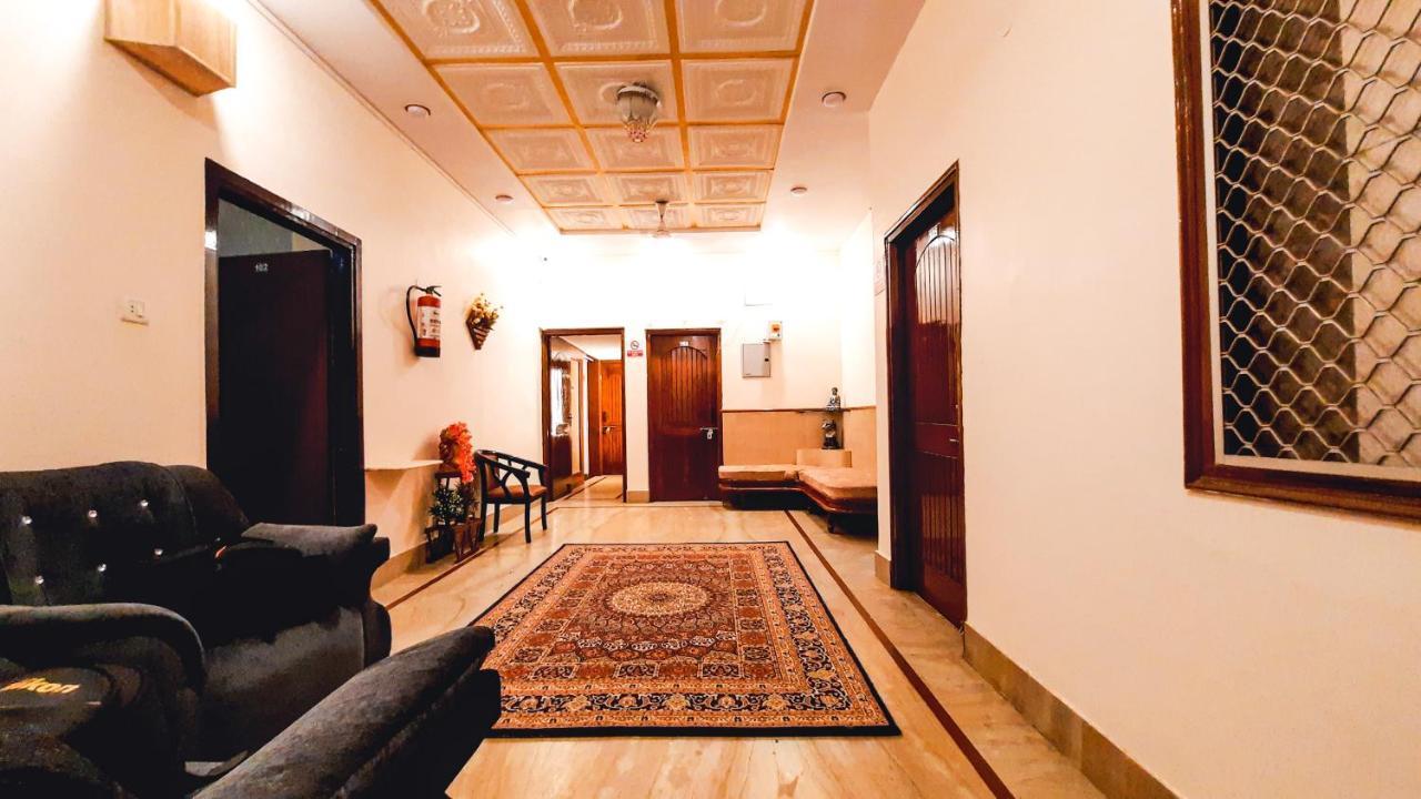 Hotel Rajyashree Palace Váránasí Exteriér fotografie